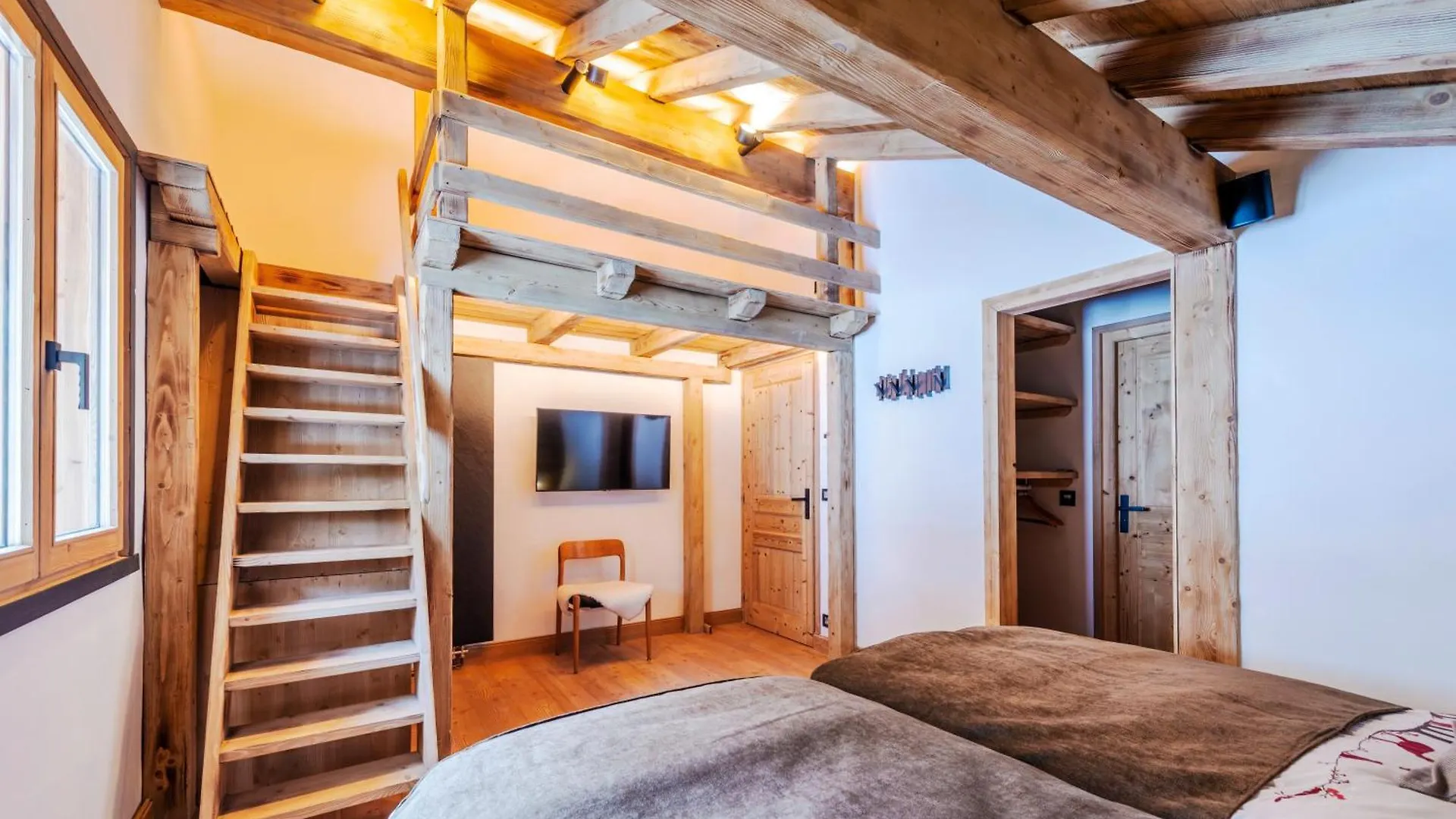 Chalet Savoyard D'Exception Avec Piscine Chauffee Bourg-Saint-Maurice